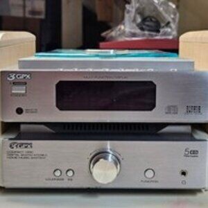 GPX Home Mini Bookshelf Music System Model S7095 With Speakers & Remote Control